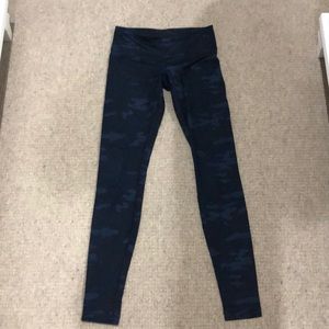 Lululemon navy camo leggings